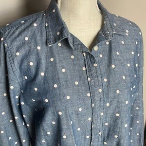 J. Crew Classic Light Denim Shirt w/Polka Dots Size Large EUC